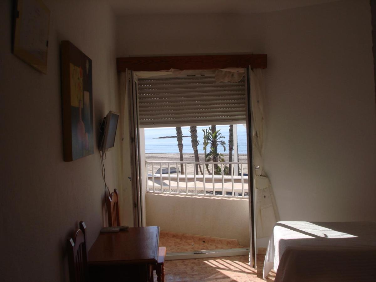 Pension Sol Y Playa 卡沃内拉斯 外观 照片